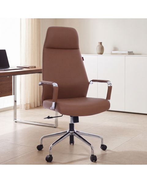 Cadeira de Escritório Comfy Royal Marrom Cognac Estofada e Sistema Relax