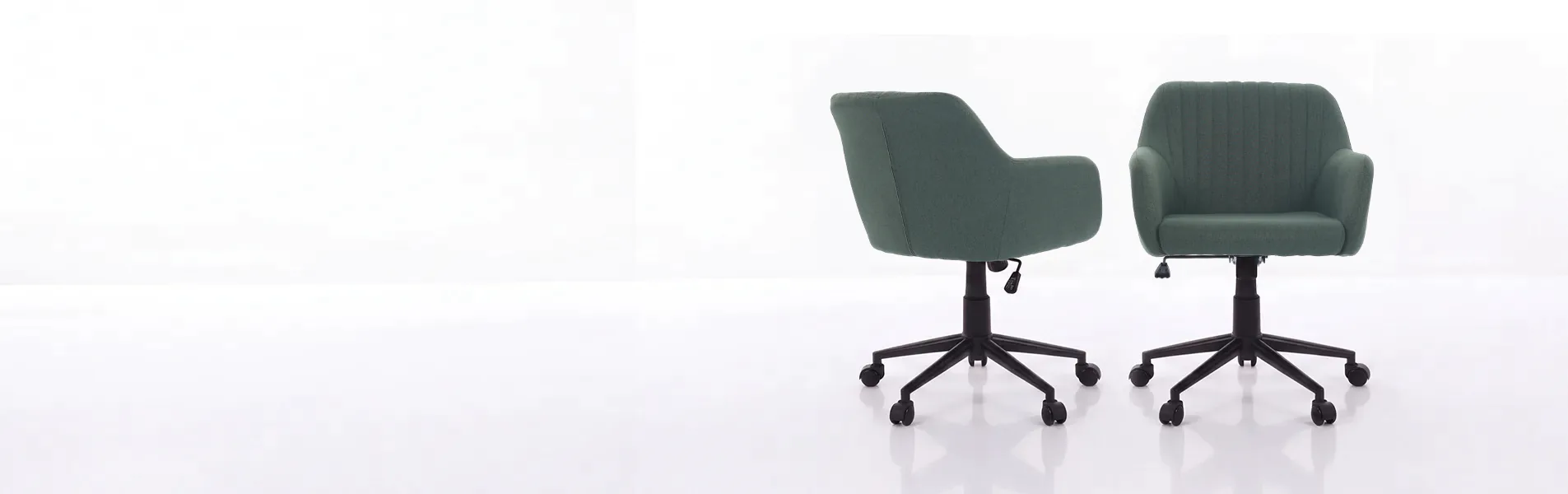 Cadeira Comfy Flexy Clari SW verde vista de frente e de lado em fundo branco
